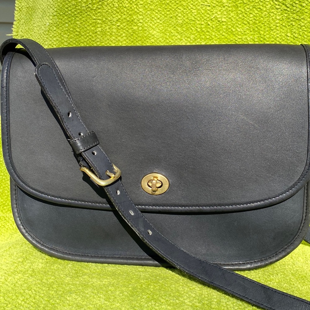 COACH (Vintage) City Bag in RARE GREY